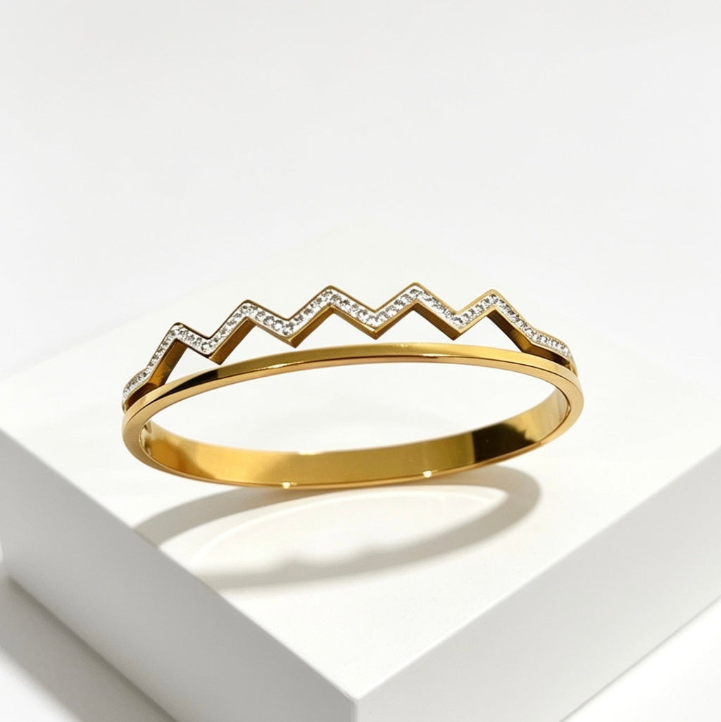 Gold Zig-Zag Wave bracelet