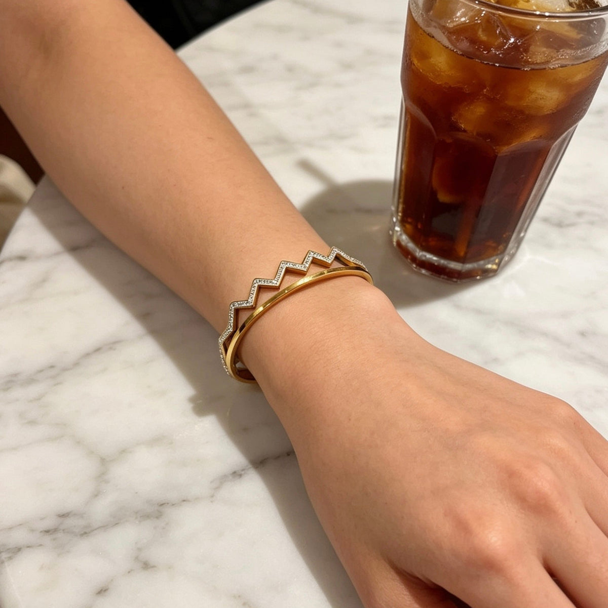 Gold Zig-Zag Wave bracelet